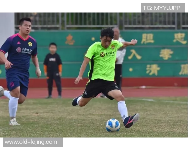 泸州足球联盟携手共进推动地方足球发展助力青少年成长与社区团结