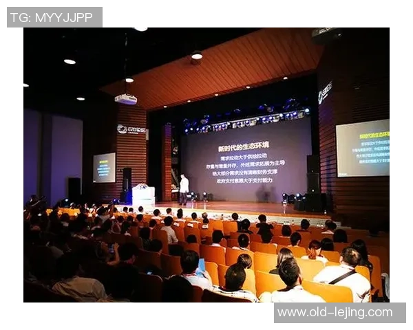 足球与两分球的完美结合探讨运动战术与得分策略的创新之路